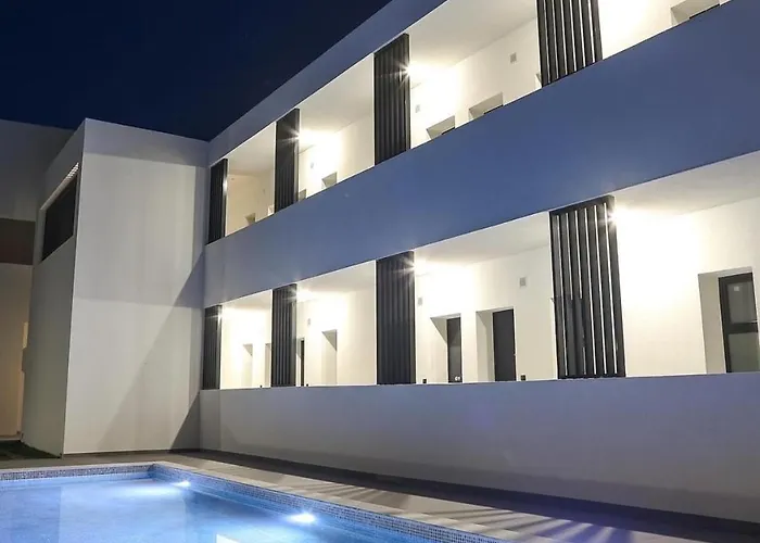 Fenias Luxury