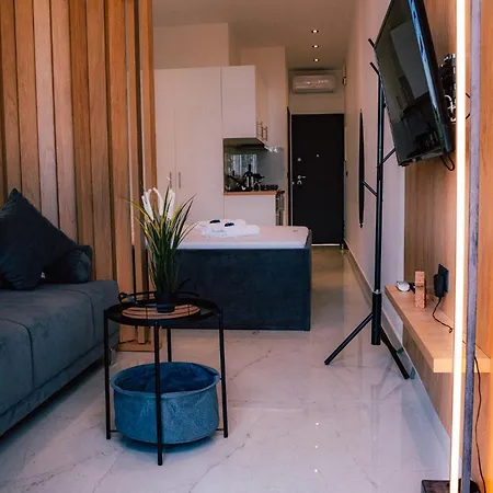 Apartment Fenias Luxury