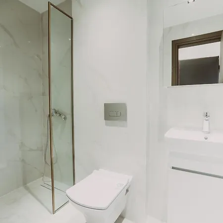 Fenias Luxury *